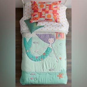 Land of Nod Mermaid Princess Quilt
